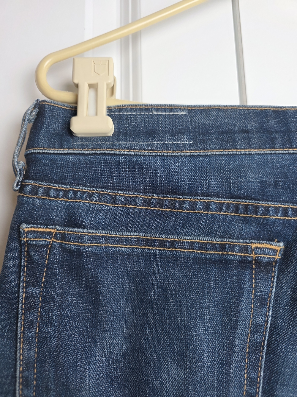 Rag & Bone "Tomboy" Slim Straight Jeans in Aged Dark Wash – Size 27 X 28.5" - Picture 13 of 16